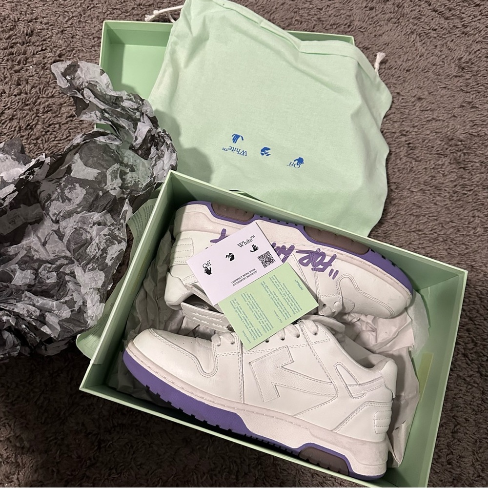 Off White Out of Office (OOO) sneakers